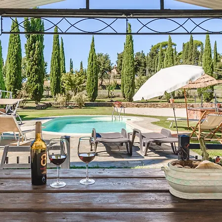 Вилла Il Podere - Rustic Charm In Tuscany Монте-Сан-Савино