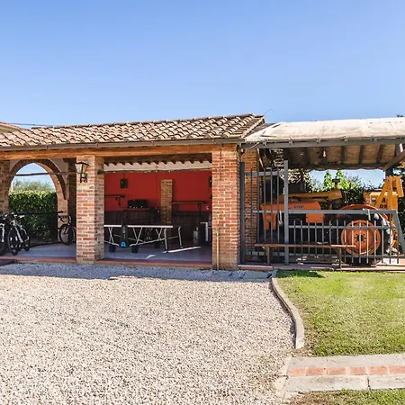 Il Podere - Rustic Charm In Tuscany *